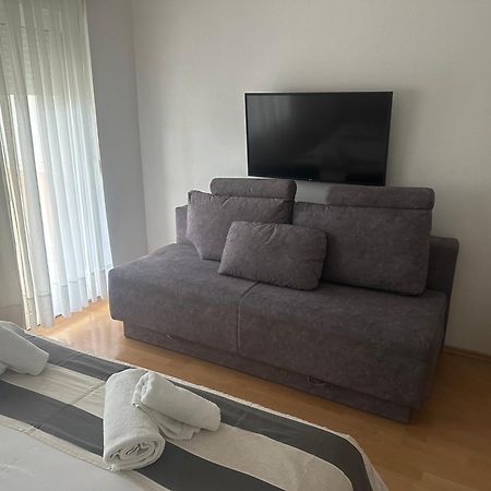 Apartmani Mira 보디체 외부 사진