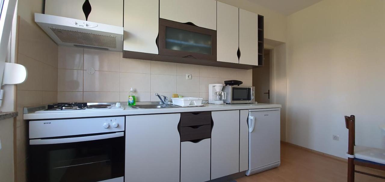 Apartmani Mira 보디체 외부 사진