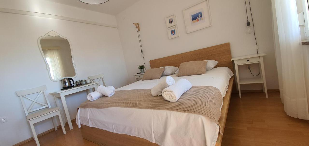 Apartmani Mira 보디체 외부 사진