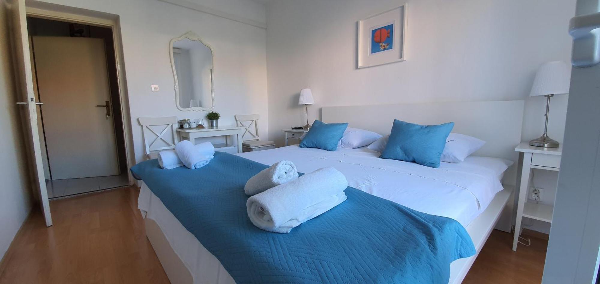 Apartmani Mira 보디체 외부 사진