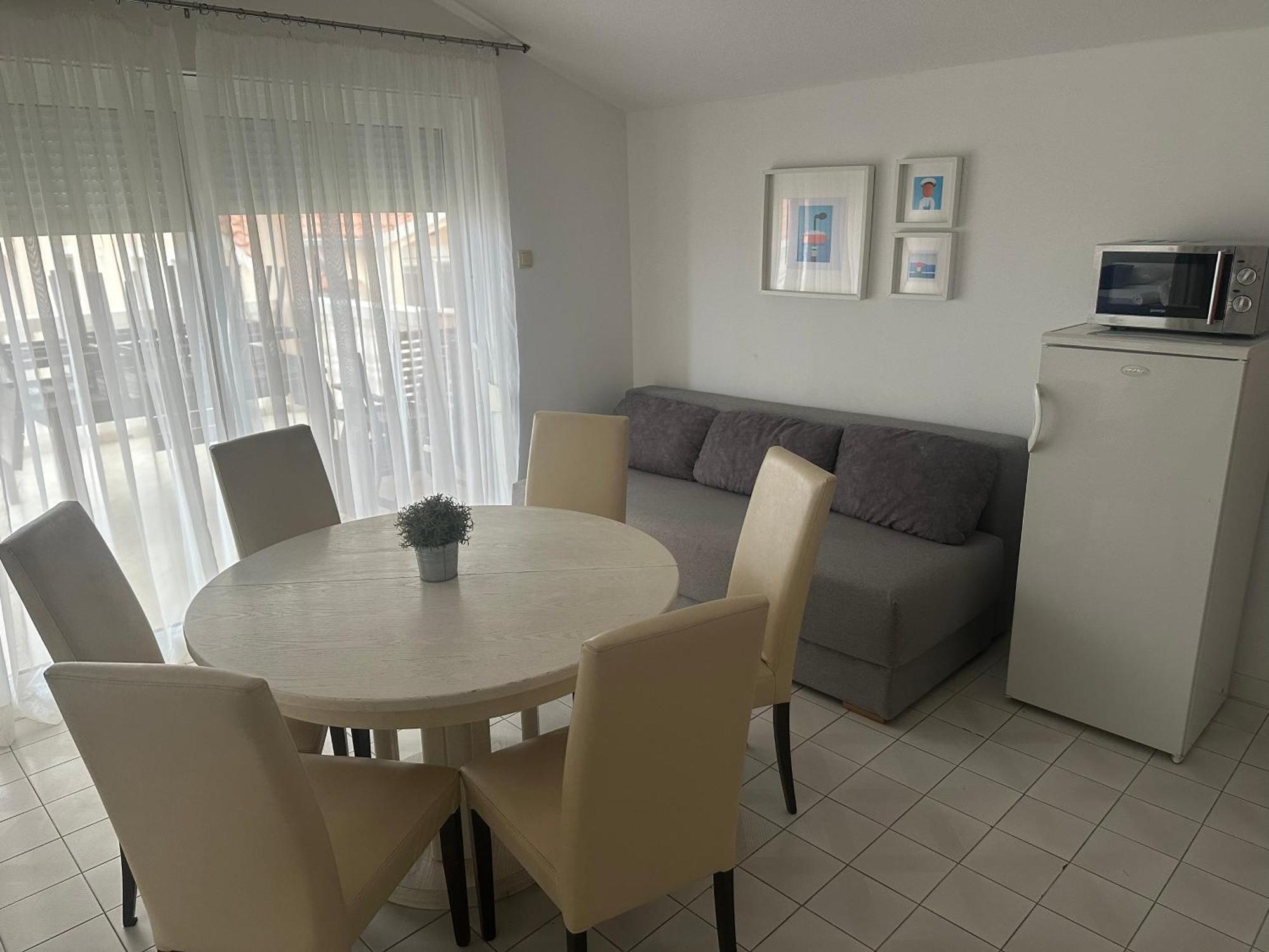 Apartmani Mira 보디체 외부 사진